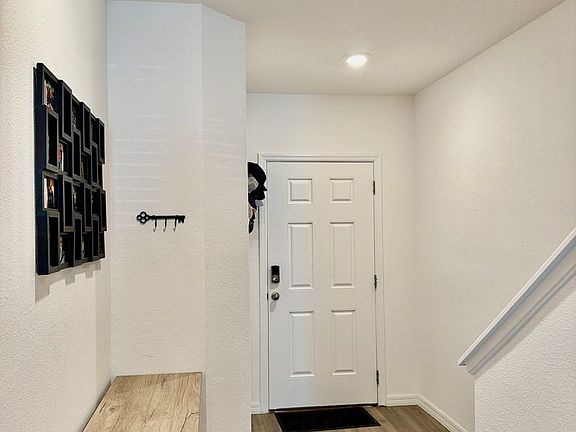 3rd image of 3284 Penny Cove Ln