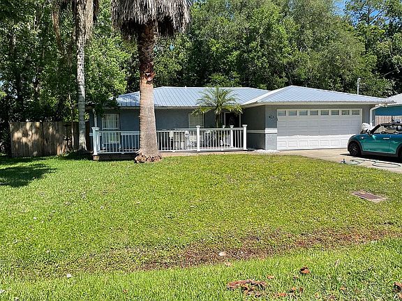 3rd image of 1310 Truman Dr