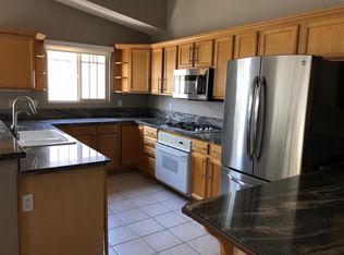 1468 12th St, Manhattan Beach, CA 90266
