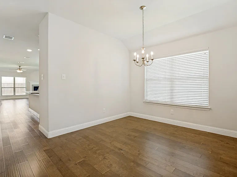 4541 Conrad Ave — Photo 11
