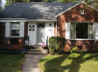 2527 Buckingham Ave, Birmingham, MI 48009