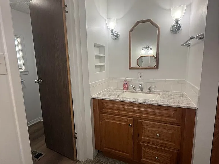 114 Linden Dr — Photo 15