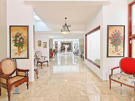 5th image of 95 Calle Mirador 95 Paseo Alto
