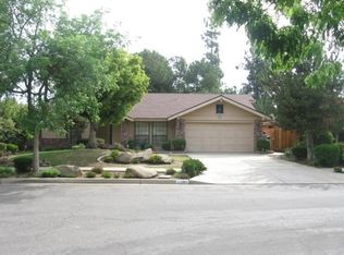 8588 N Calaveras St, Fresno, CA 93711