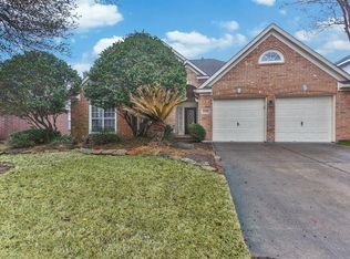 15111 Trumpet Vine Ln, Cypress, TX 77433