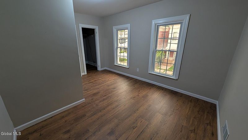 5th image of 77 Grove Street