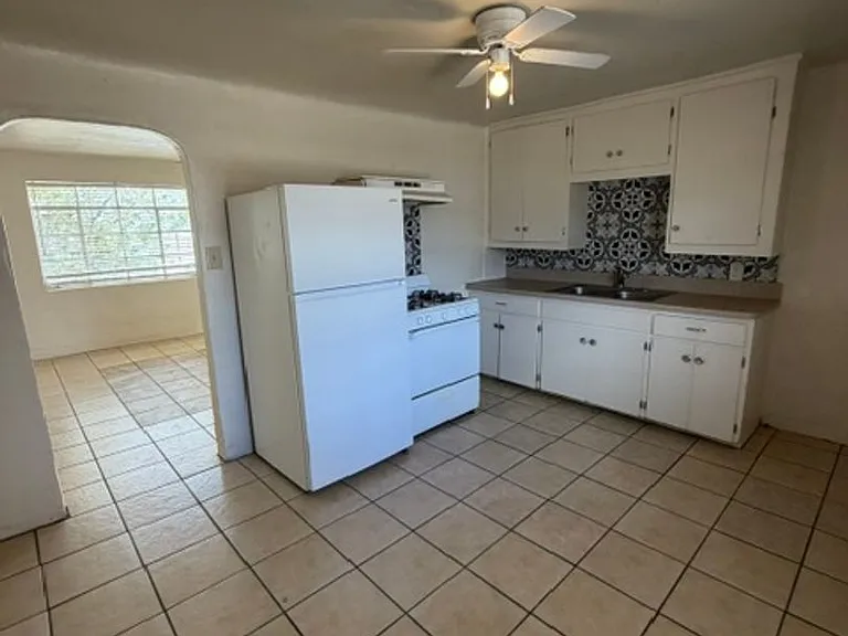 8421 Mercury St #A — Photo 5