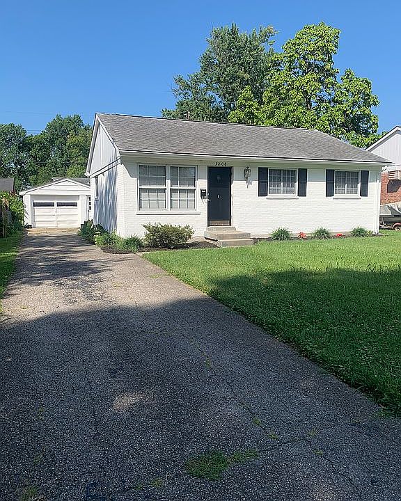 1st image of 3208 Wellingmoor Ave