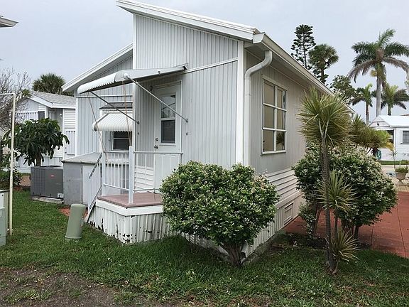 3rd image of 954 Nettles Blvd