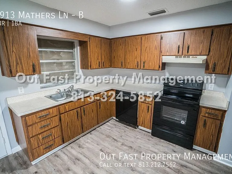 6913 Mathers Ln #B — Photo 15