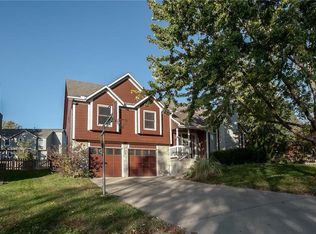 6316 Aminda St, Shawnee, KS 66226