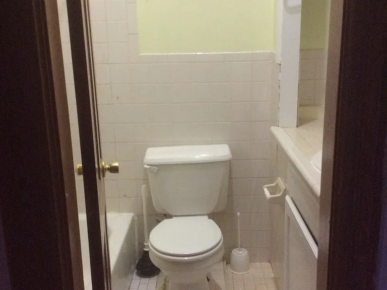 835 Vine St — Photo 8