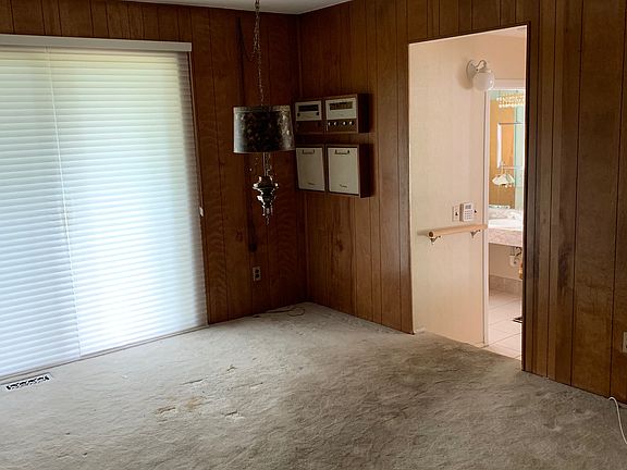 4th image of 7181 Cathedral Dr