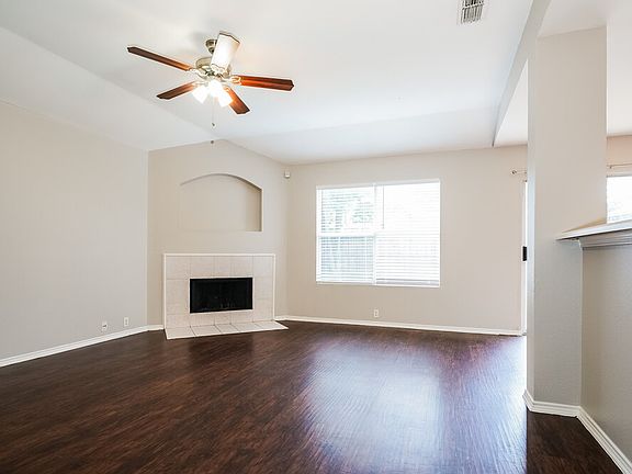 4th image of 8540 Charleston Ave