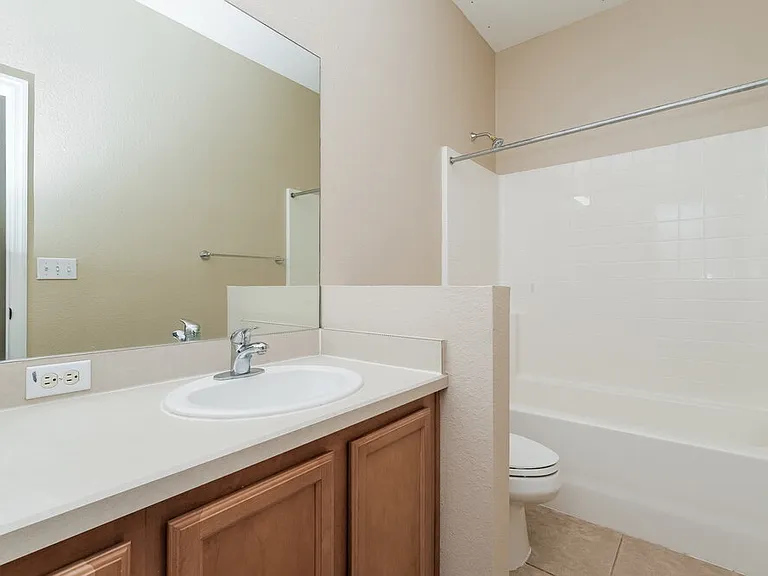 12130 Infinity Dr — Photo 15