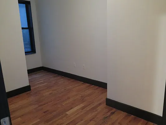 Rented by Wyckoff Heights Realty Inc. | media 21
