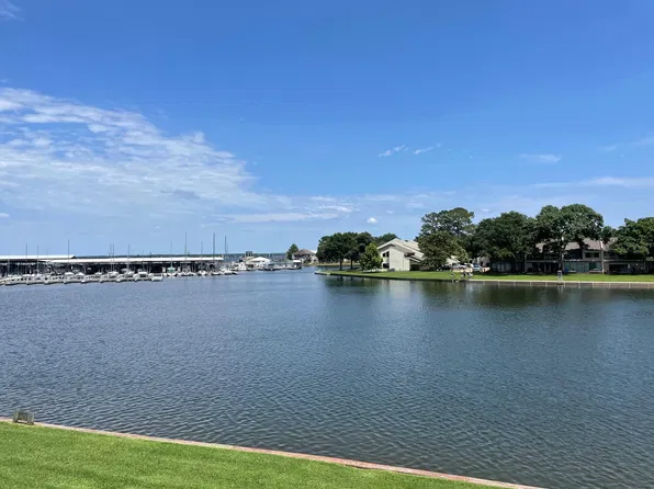 12600 Melville Dr APT 203A, Montgomery, TX 77356
