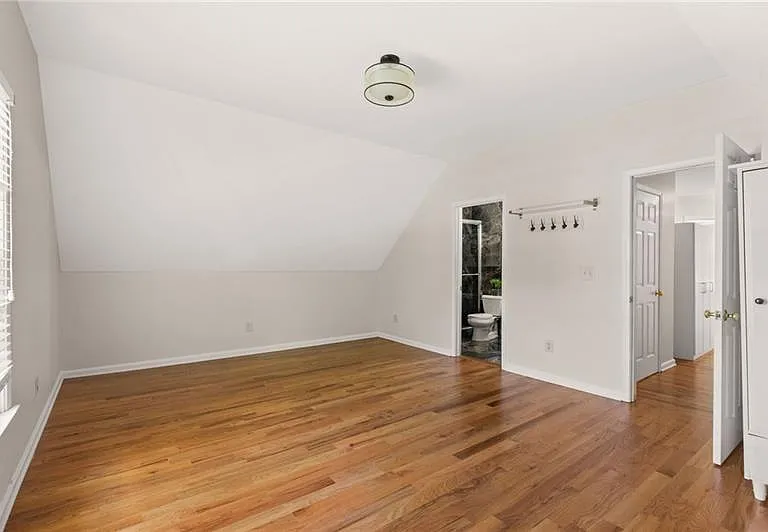 1235 Longpointe Pass — Photo 62