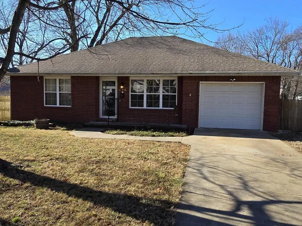 414 N Lincoln Avenue, Monett, MO 65708