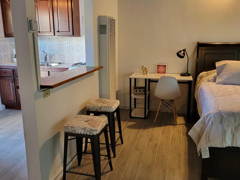 1430 Manhattan Beach Blvd #3 — Photo 5