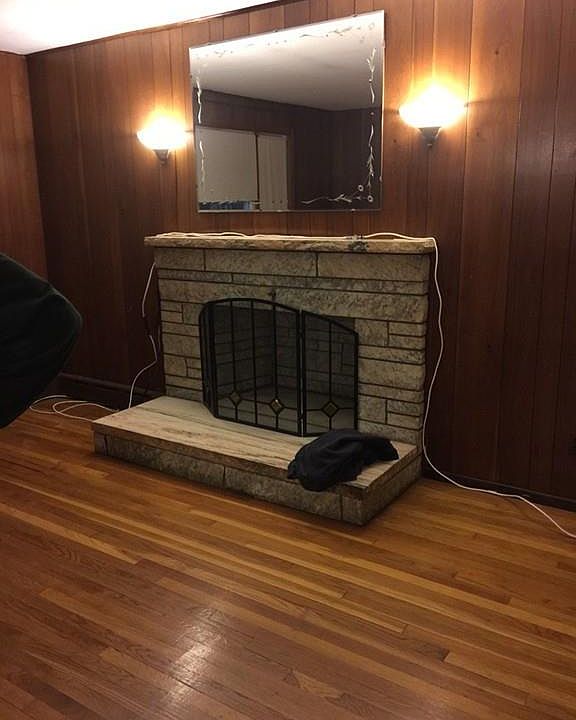 2nd image of 30 Leyden St #1