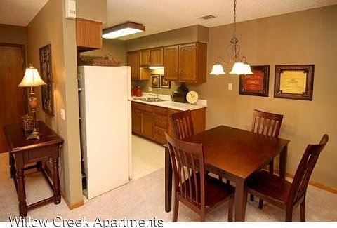 2nd image of 903 Roanoke Ct APT 43