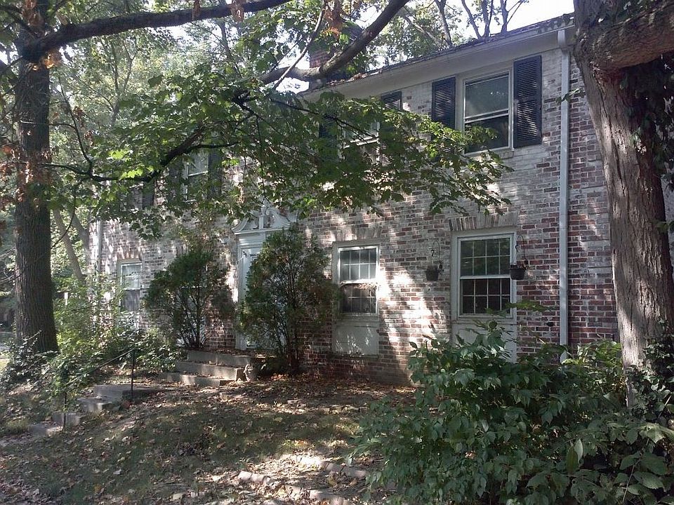 1st image of 160 W 47th St