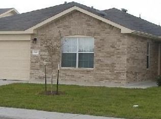 18421 Cloudmore Ln, Elgin, TX 78621