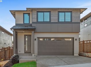 12327 SE Falling Rain Way, Happy Valley, OR 97086