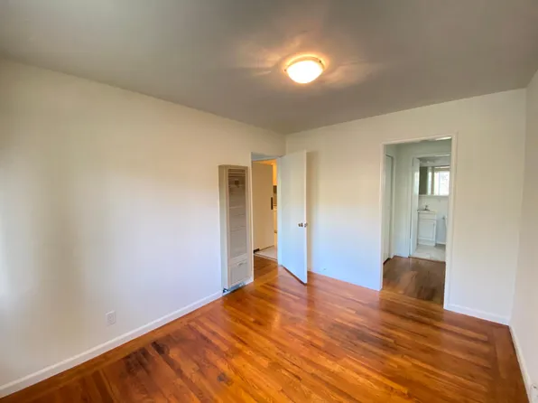 855 Fremont St #1, Menlo Park, CA 94025