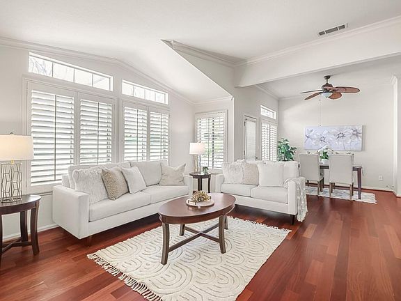 5th image of 8652 Solera Dr