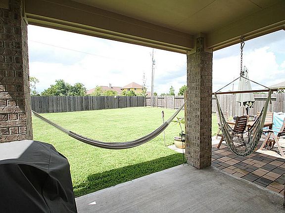 3rd image of 6620 Hawkins Hill Lane
