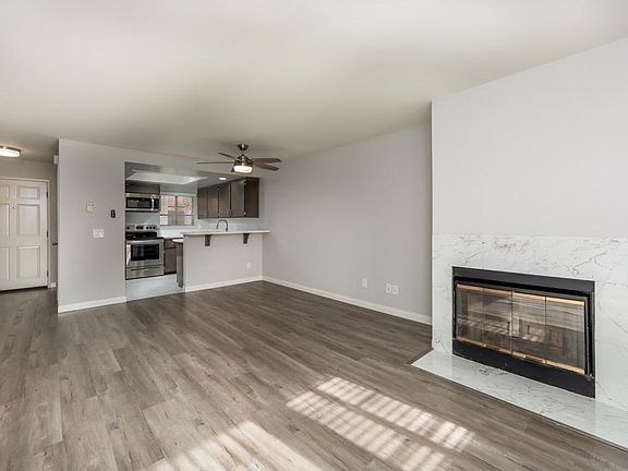 3rd image of 12562 Nelson St #311