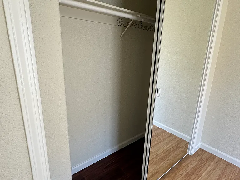 25178 Century Oaks Cir — Photo 34