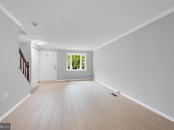 5th image of 23 Asbury Way