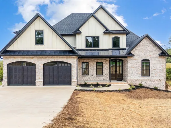 1510 Nichols Rd, Bedford, VA 24523