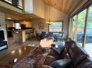 231 E Rabbit Ct, Silverthorne, CO 80498