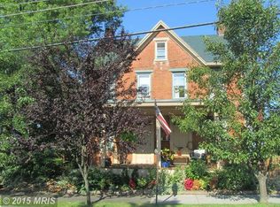 22 S Main St, Stewartstown, PA 17363