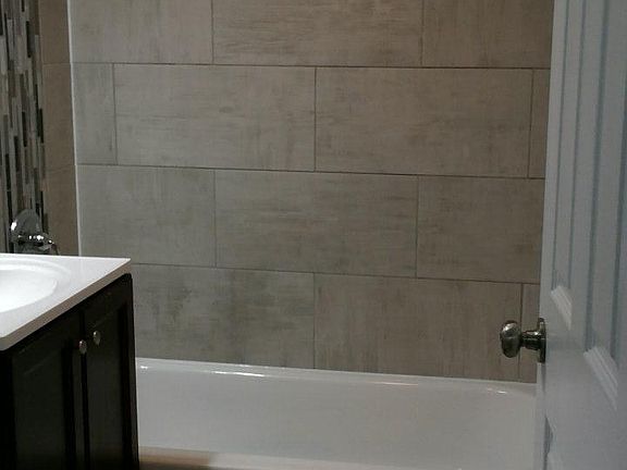 4th image of 9129 S Saginaw Ave #3