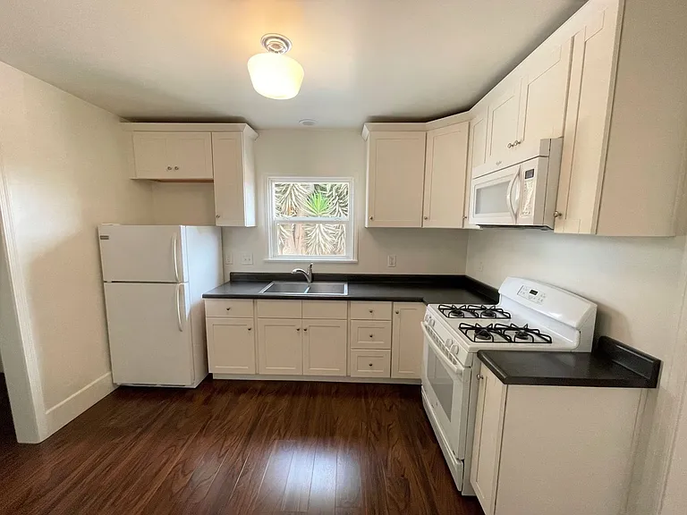 267-269 W Park Row Ave #A-D — Photo 7