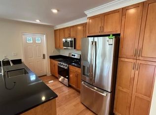 50 Thornton Rd #2, Chestnut Hill, MA 02467
