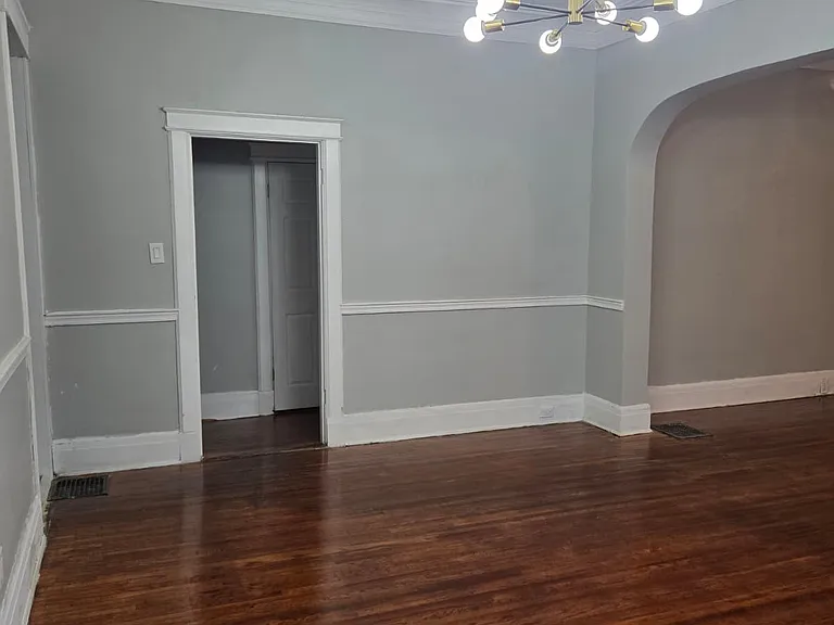 1629 Netherwood Ave — Photo 5