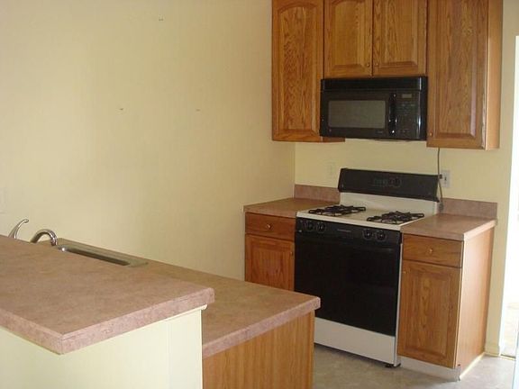 5th image of 210 Bald Eagle Dr