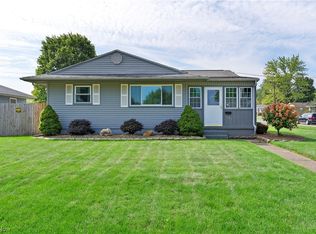 1103 Waugh Dr, Hubbard, OH
