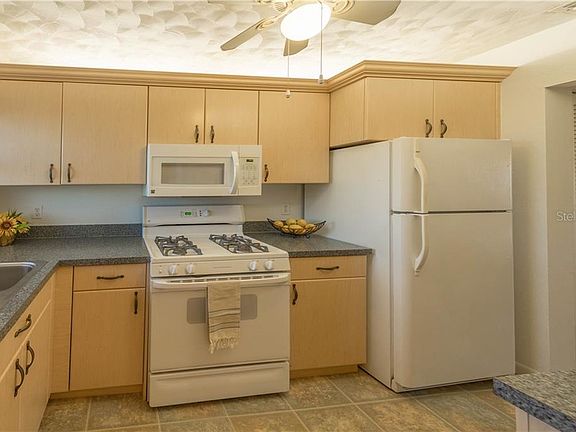 3rd image of 5521 80th St N Unit 514