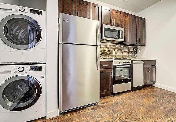 5th image of 763 9th Ave APT 4S