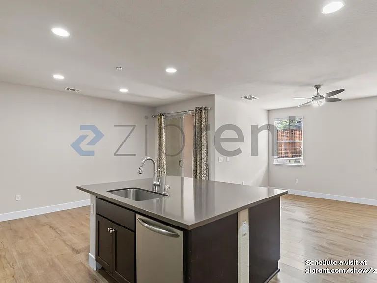 3786 Vine St — Photo 13