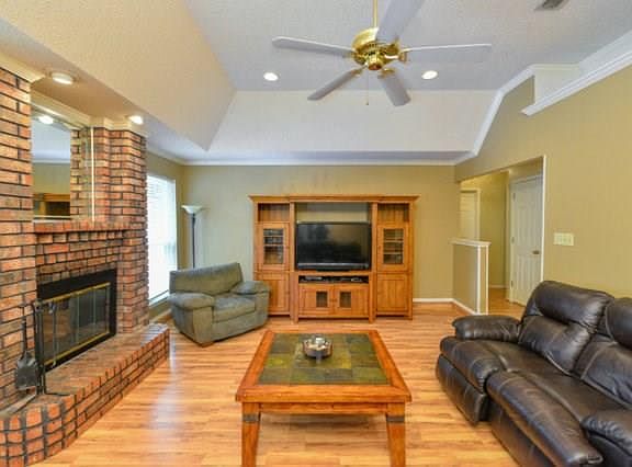 5th image of 6620 Darcy Ln