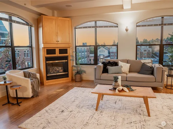 1224 Harris Avenue #402, Bellingham, WA 98225