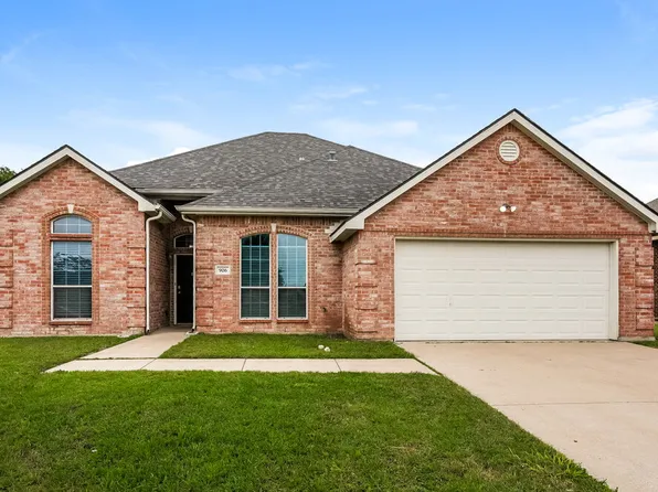 926 Pheasant Dr, Midlothian, TX 76065
